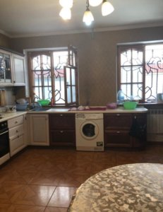 Центр Хаят 4